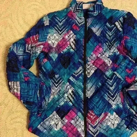 Weekends by Chico's Womens Quilted jacket Geometric Pattern Blue White size 1 - Picture 3 of 9